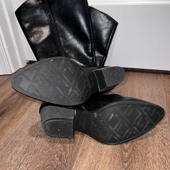 Life Stride Reese Wide Calf Boot in Black - Picture 11 of 11